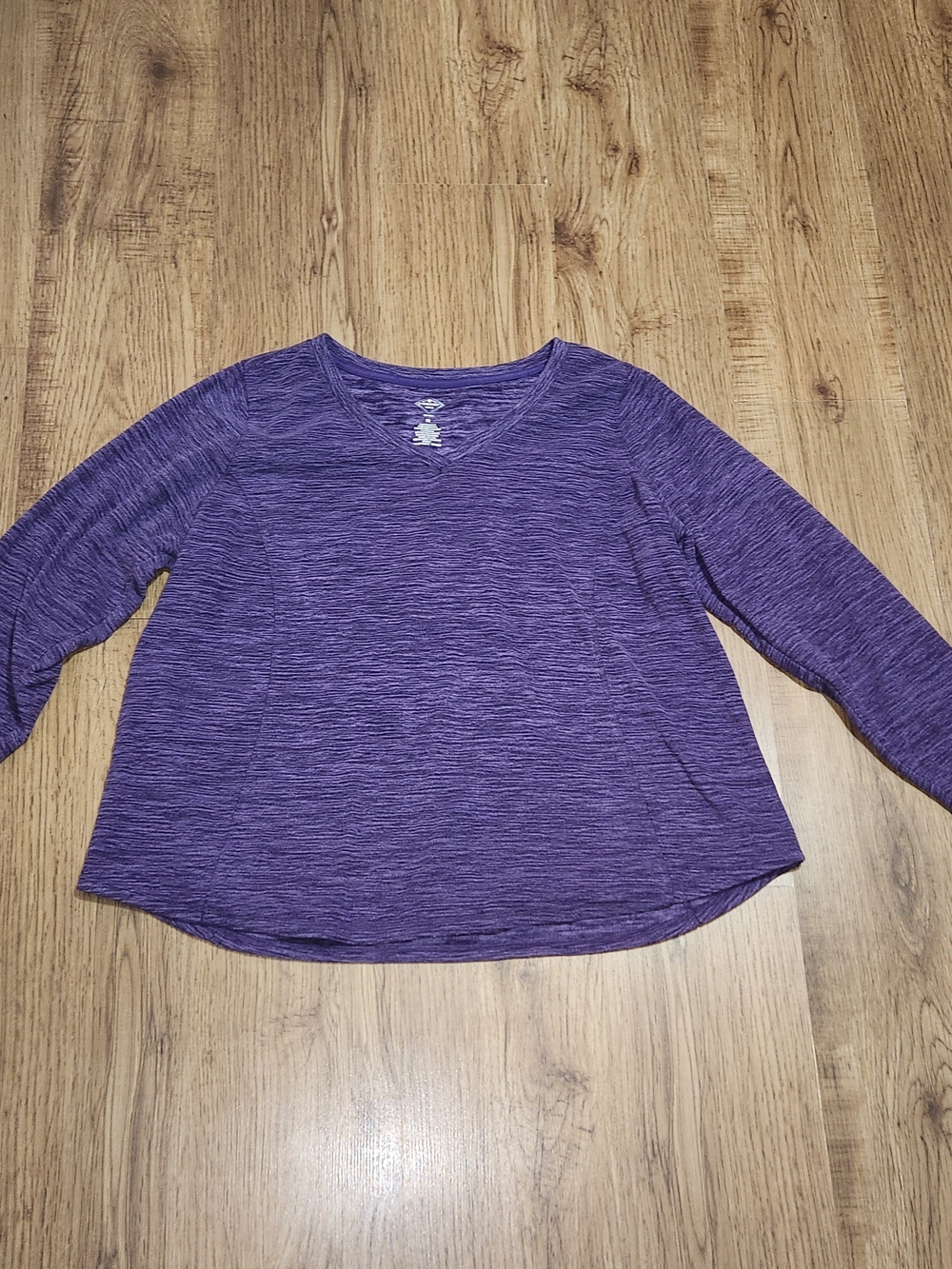 St. John's Bay Purple Heathered V-Neck Long Sleeve Top